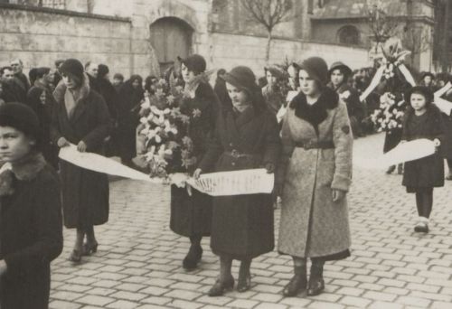 Zdjęcia z pogrzebu Jadwigi Mażuchowskiej
